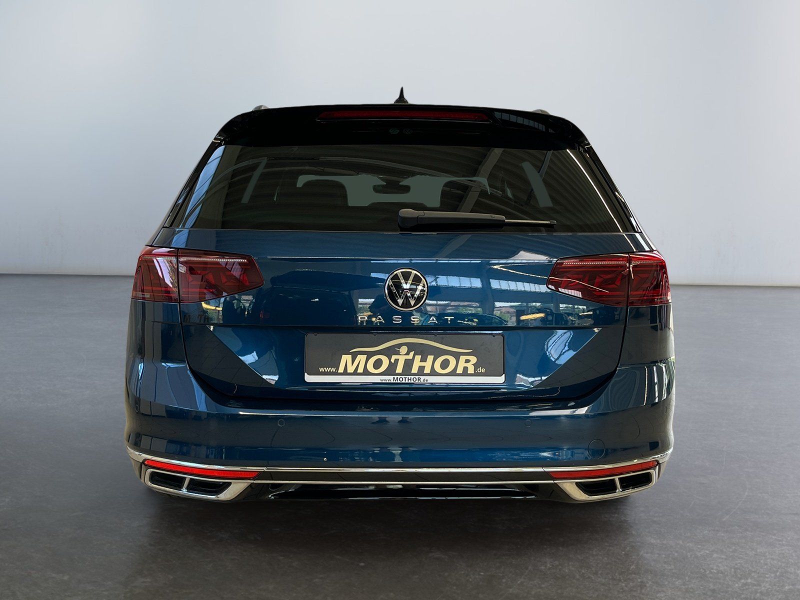 Volkswagen Passat Variant R-Line 2.0 TDI BMT DSG Matrix foto 5