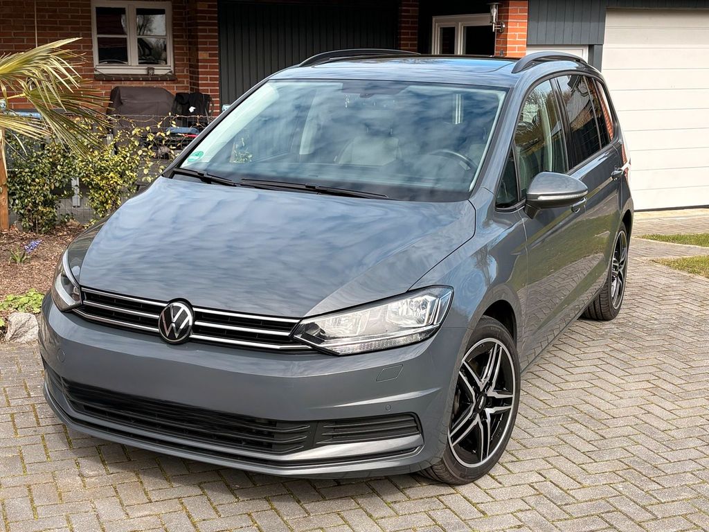 Image of Volkswagen Touran