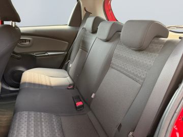 Toyota Yaris - 10