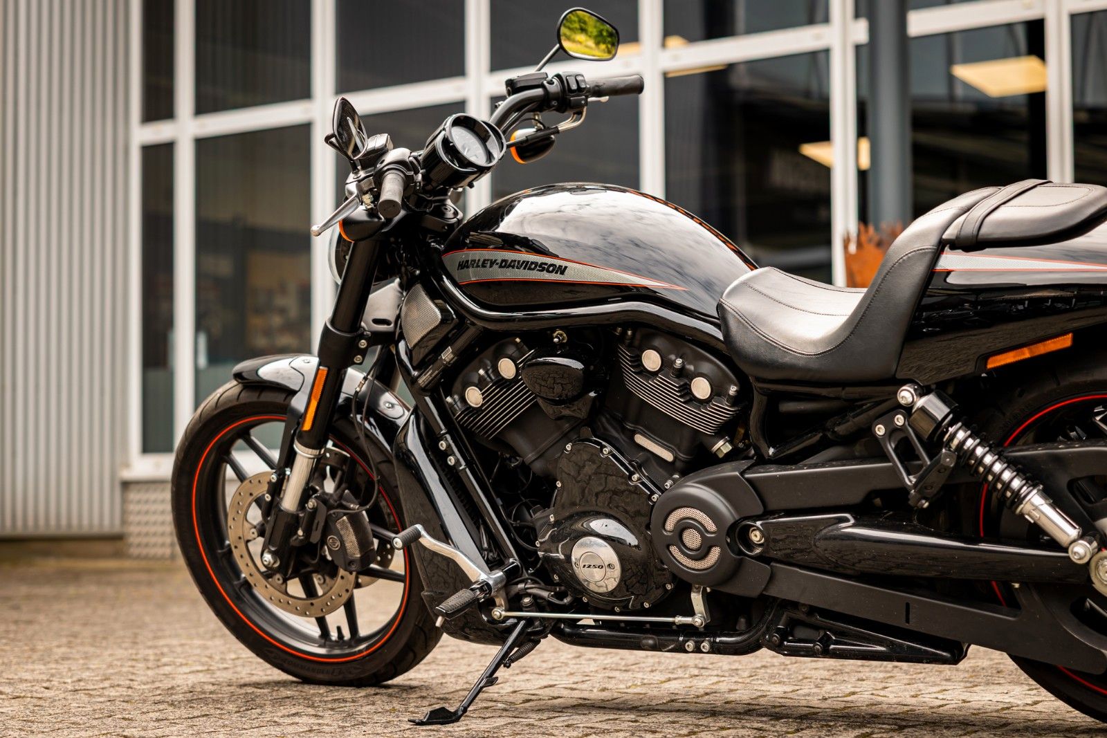 Fahrzeugabbildung Harley-Davidson VRSCDX Night Rod Special - Kesstech -