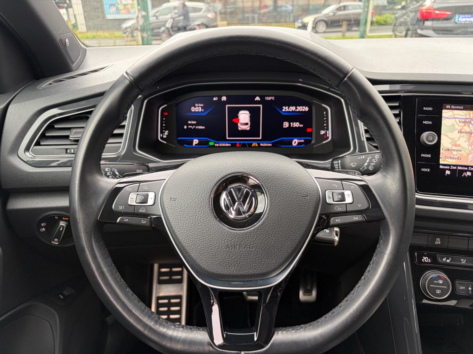 Volkswagen T-Roc Sport 4Motion+AUTOM+NAVI+TEMPOM.+PANOD.+++