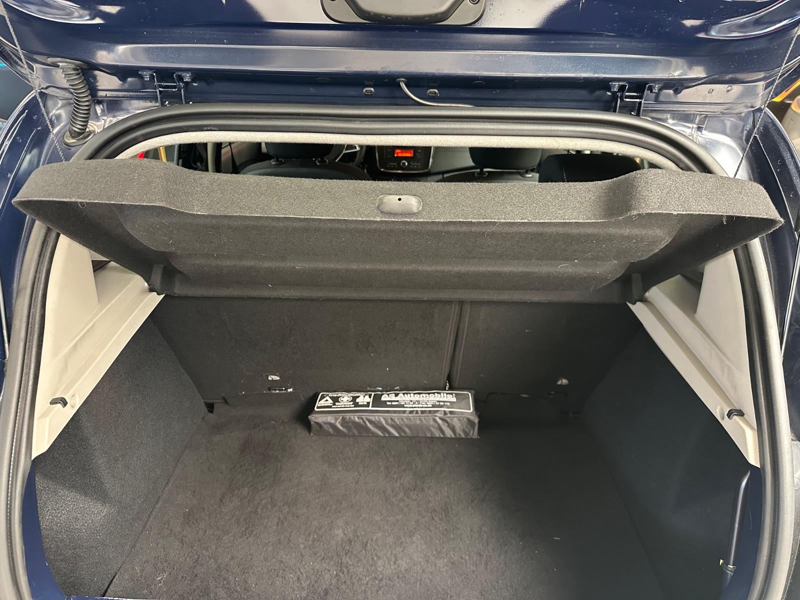 Dacia Sandero IIComfort Klima/AHK/TEMPOMAT/BLEUTOOTH