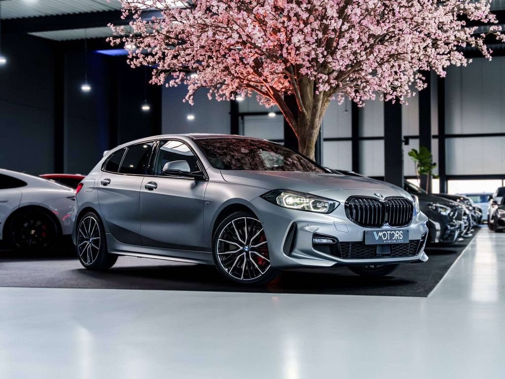 BMW 118 1 Serie 118d - M Sport Pro - Frozen Pure Gre