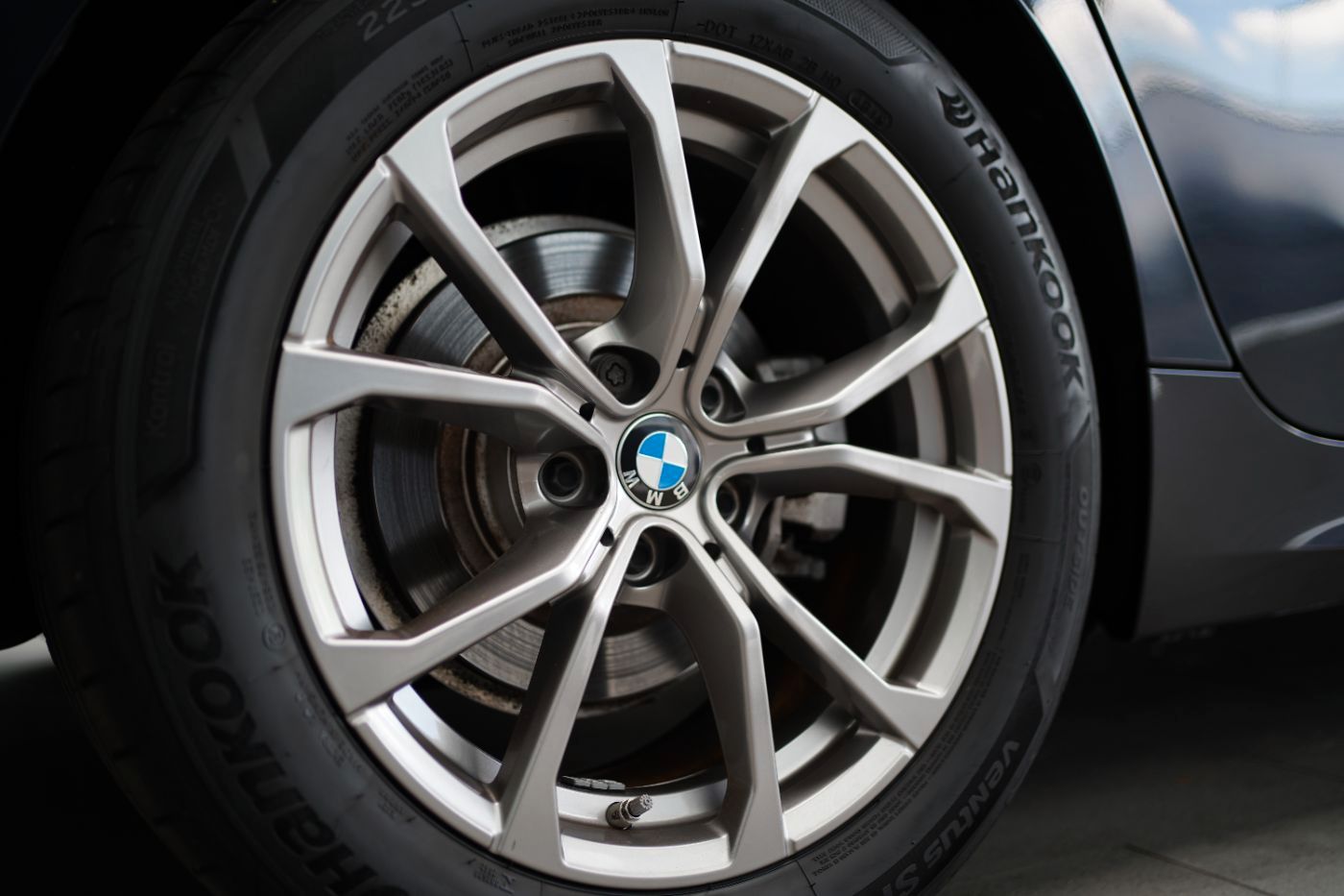 BMW 320i Sport Line ParkAssis+Komfortzug+Sitzheiz.F& foto 17