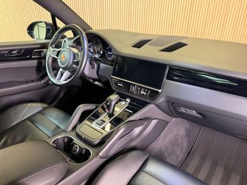 Porsche Cayenne - 9