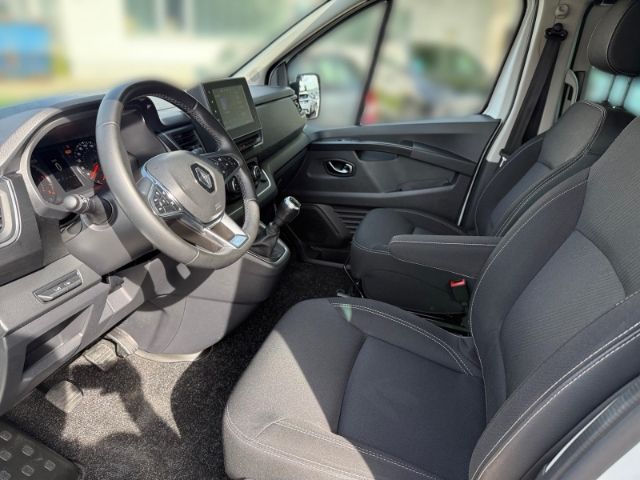 Fahrzeugabbildung Renault Trafic Combi L2H1 3,0t Life +CARPLAY+KLIMA+SHZ+U