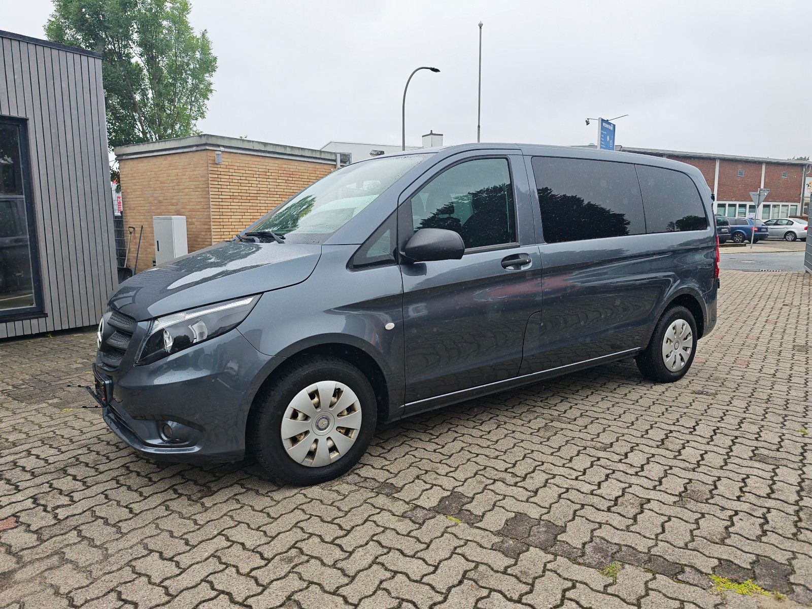 Mercedes Vito - 1