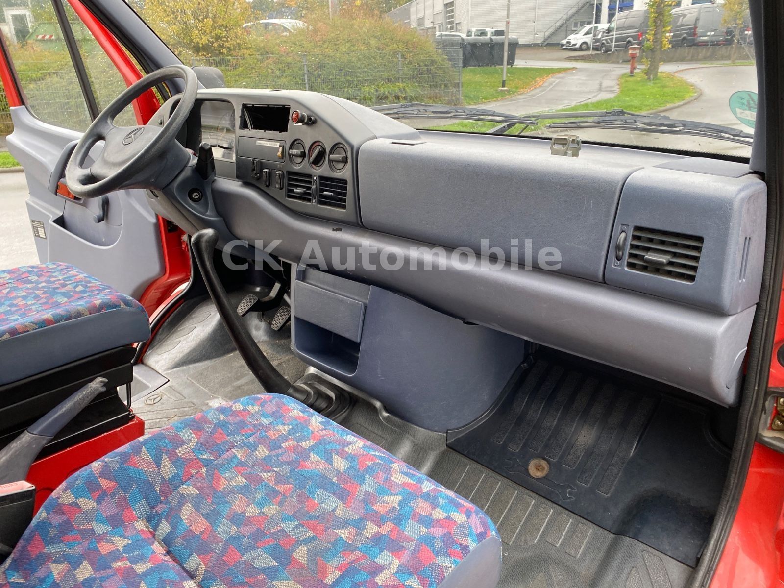 Fahrzeugabbildung Mercedes-Benz Sprinter 314 CDI Feuerwehr/5 Sitze/Sperre/2 Hand