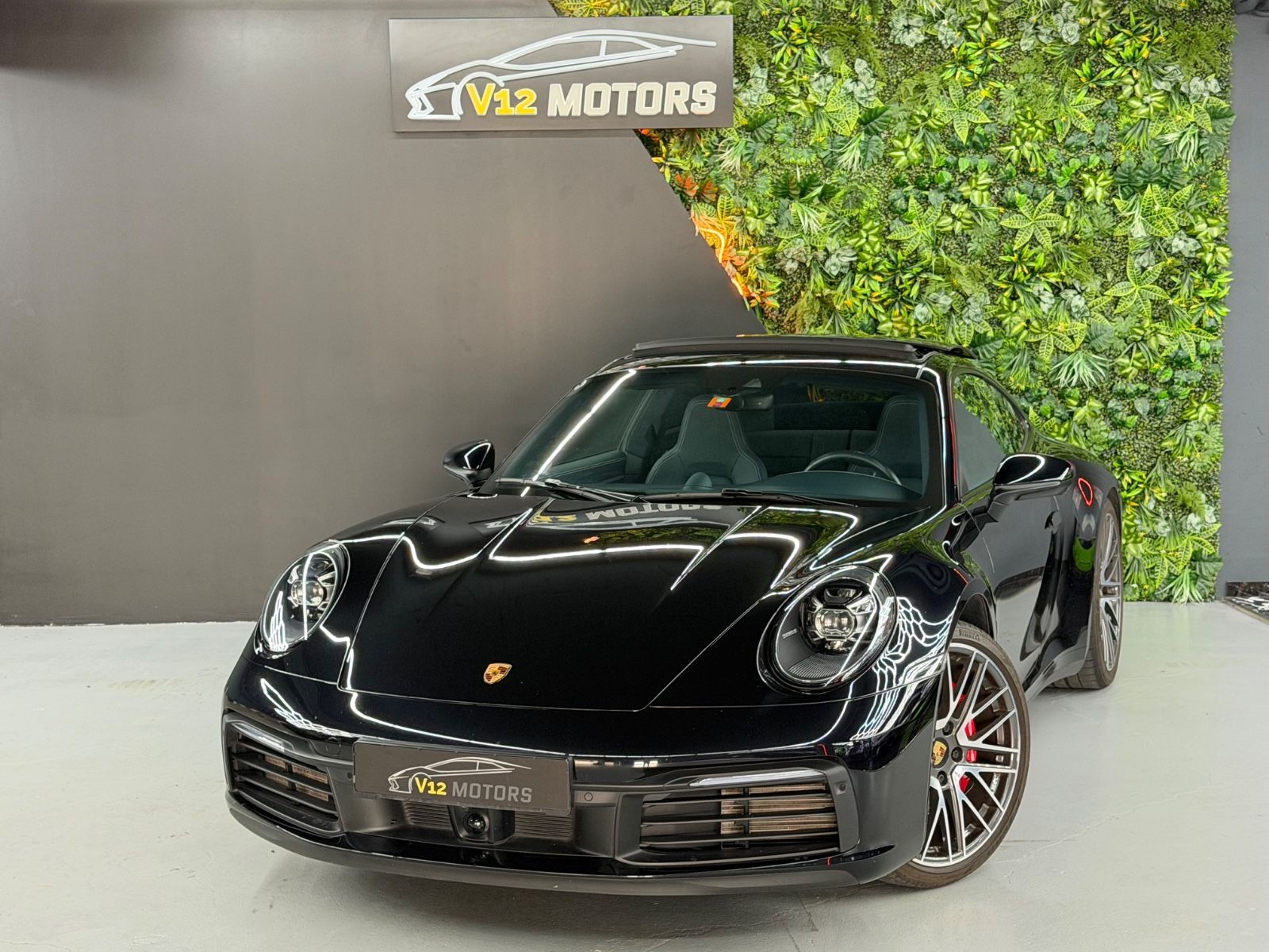 Porsche 992 Carrera 4S Burmester 360° Pano LED ACC