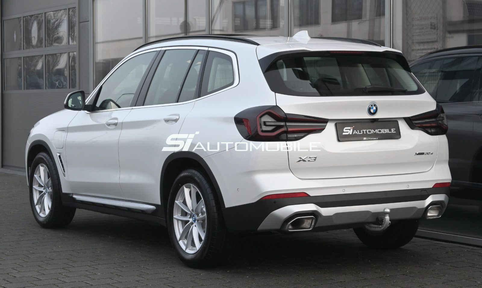 Fahrzeugabbildung BMW X3 xDr.30e °ACC°AHK°PANO°MEMORY°ECHT-LEDER°H/K°
