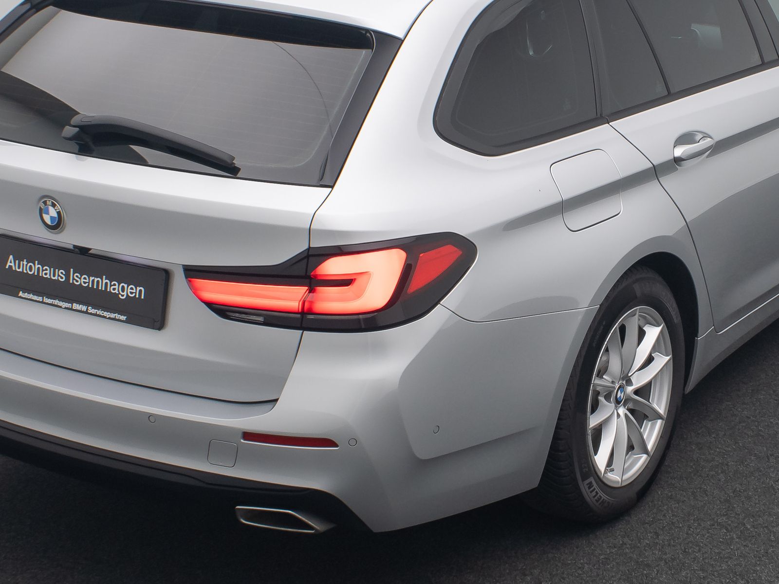 Fahrzeugabbildung BMW 520d Kamera DAB 4xKlima Alarm GeschwindigReg