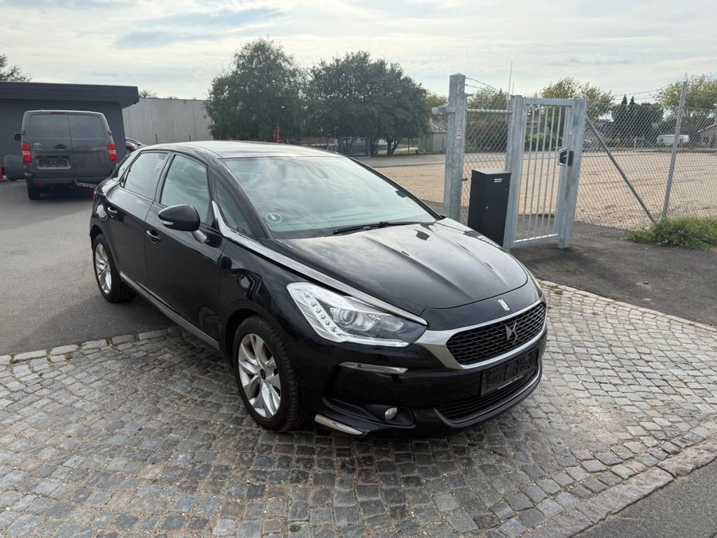 DS Automobiles DS5