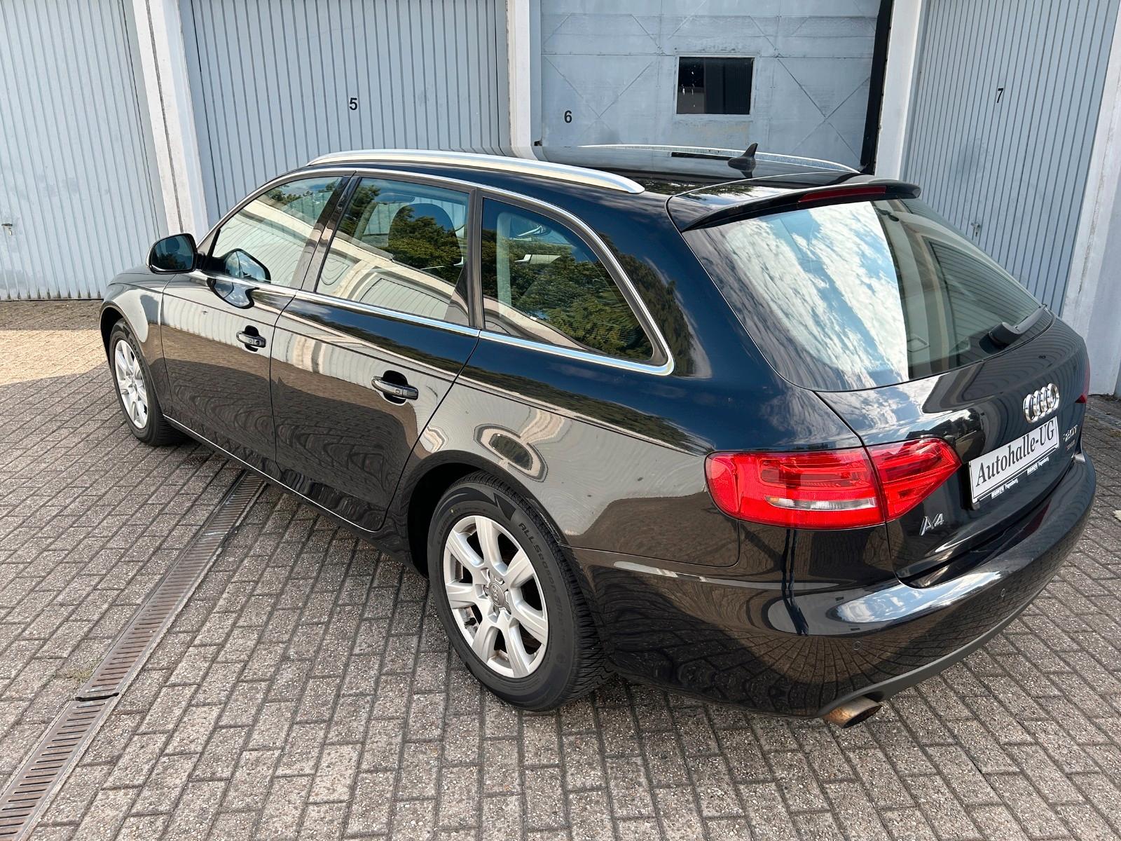 Audi A4 2009 — photo 7