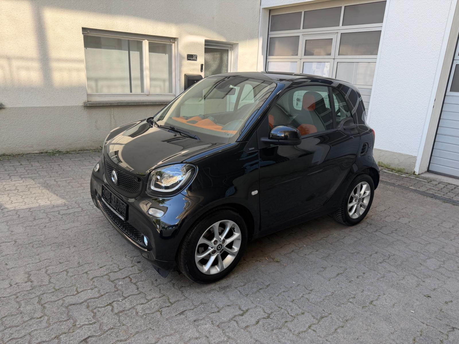 Smart ForTwo coupe Basis 52kW,SHZ,Klima,Pano,Tempomat