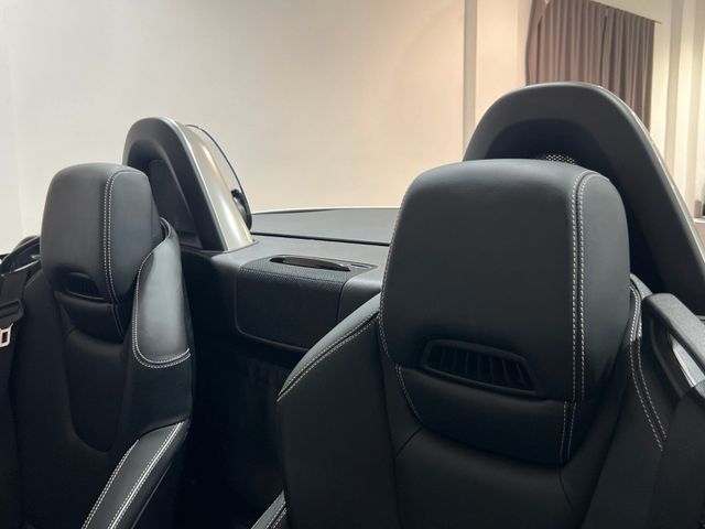 Mercedes-Benz SLC 300 Roadster AMG Automatik,Klima,LED,Alu 18"