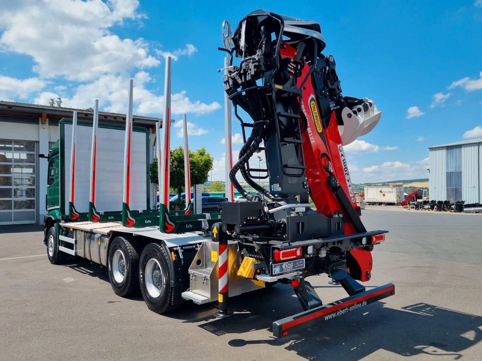 Fahrzeugabbildung Mercedes-Benz Arocs 2651 L 6x4 Palfinger Epsilon TZ12-98