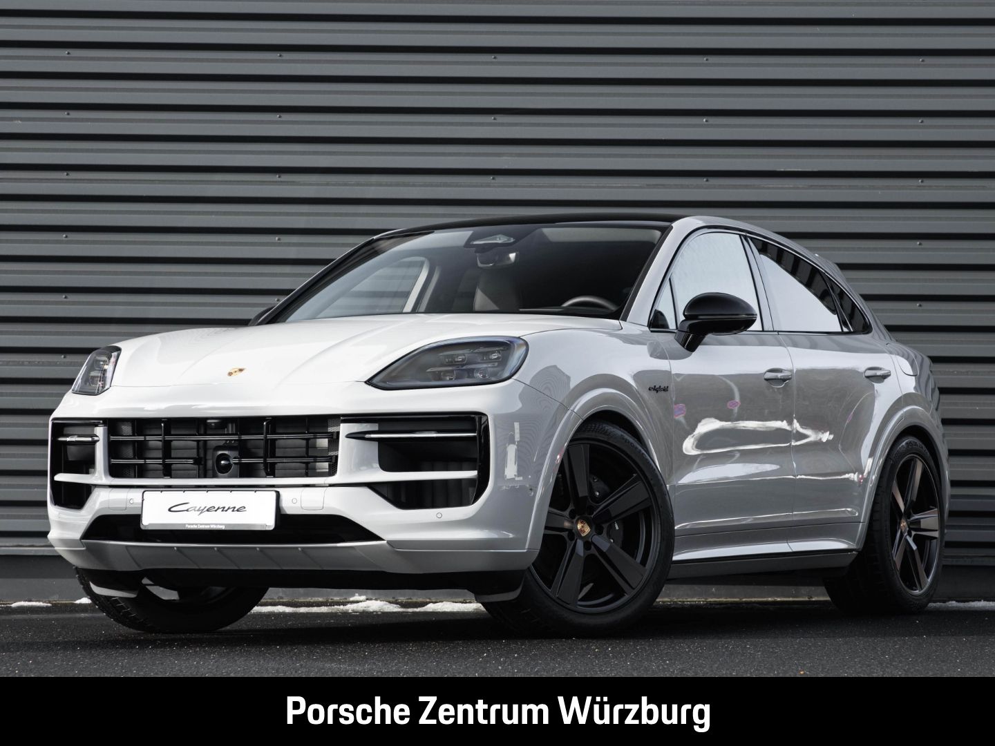 Porsche Cayenne E-Hybrid Coupe Black Edition InnoDrive