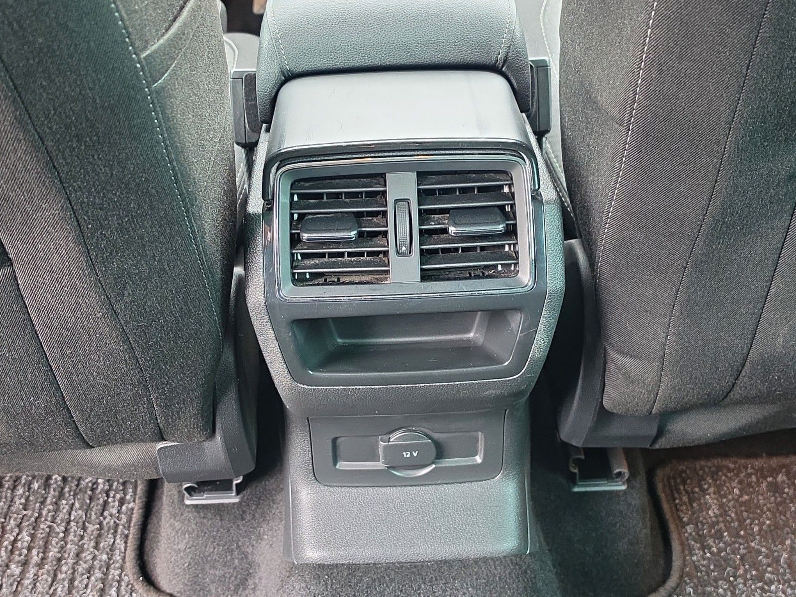 Fahrzeugabbildung SKODA Kodiaq Style 4x4 LED AHK CARPLAYER