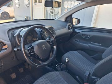 Peugeot 108 - 6