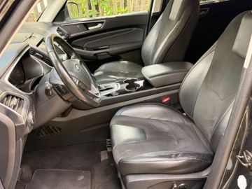Ford S-Max - 10