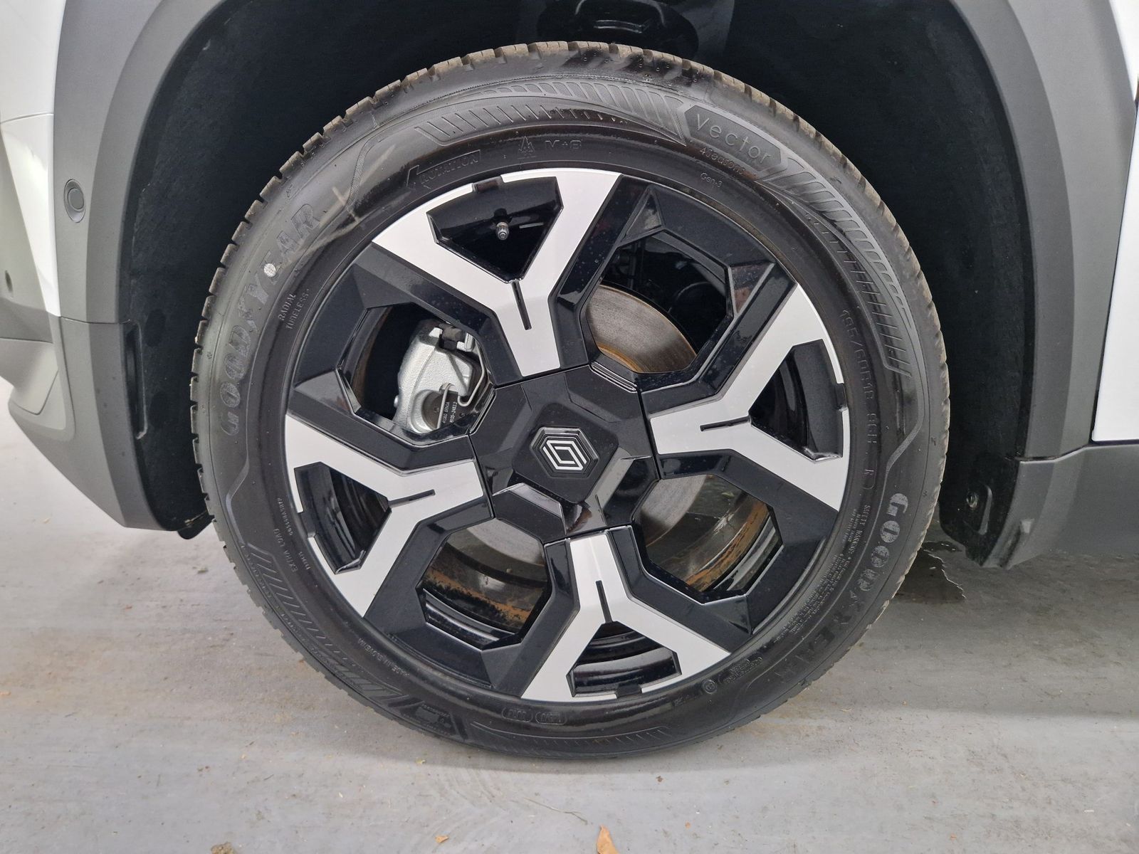 RENAULT R 4 E-Tech Techno 150 Comfort Range – Bild 7