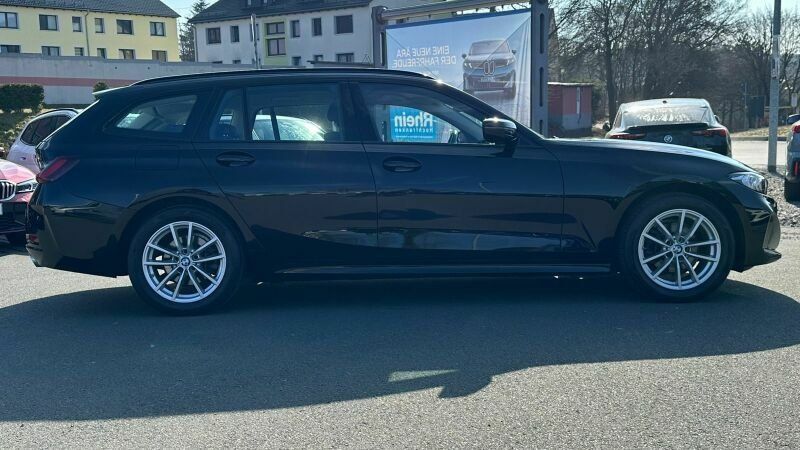 BMW 318i Touring LCPROF LED NAVI SHZ APPLECARPLAY foto 9
