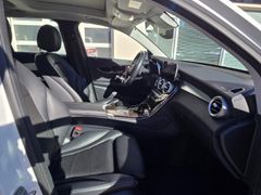Fahrzeugabbildung GLC 220 d 4Matic EU6d El. Panodach Leder Digital