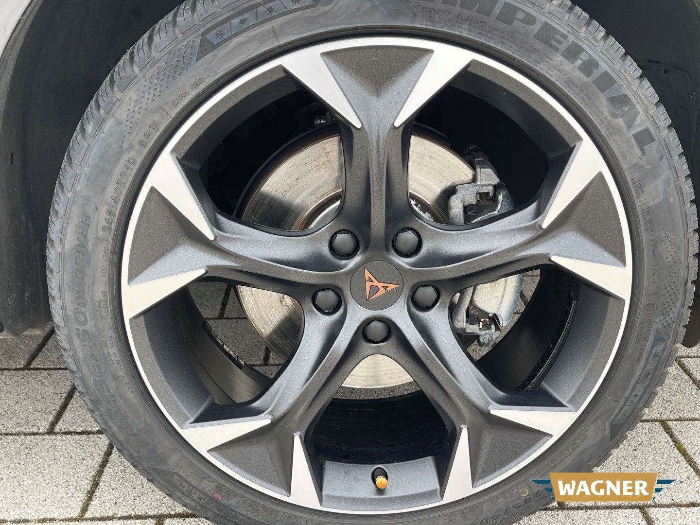 Fahrzeugabbildung CUPRA Formentor 4Drive 2.0 TSI LED AHK