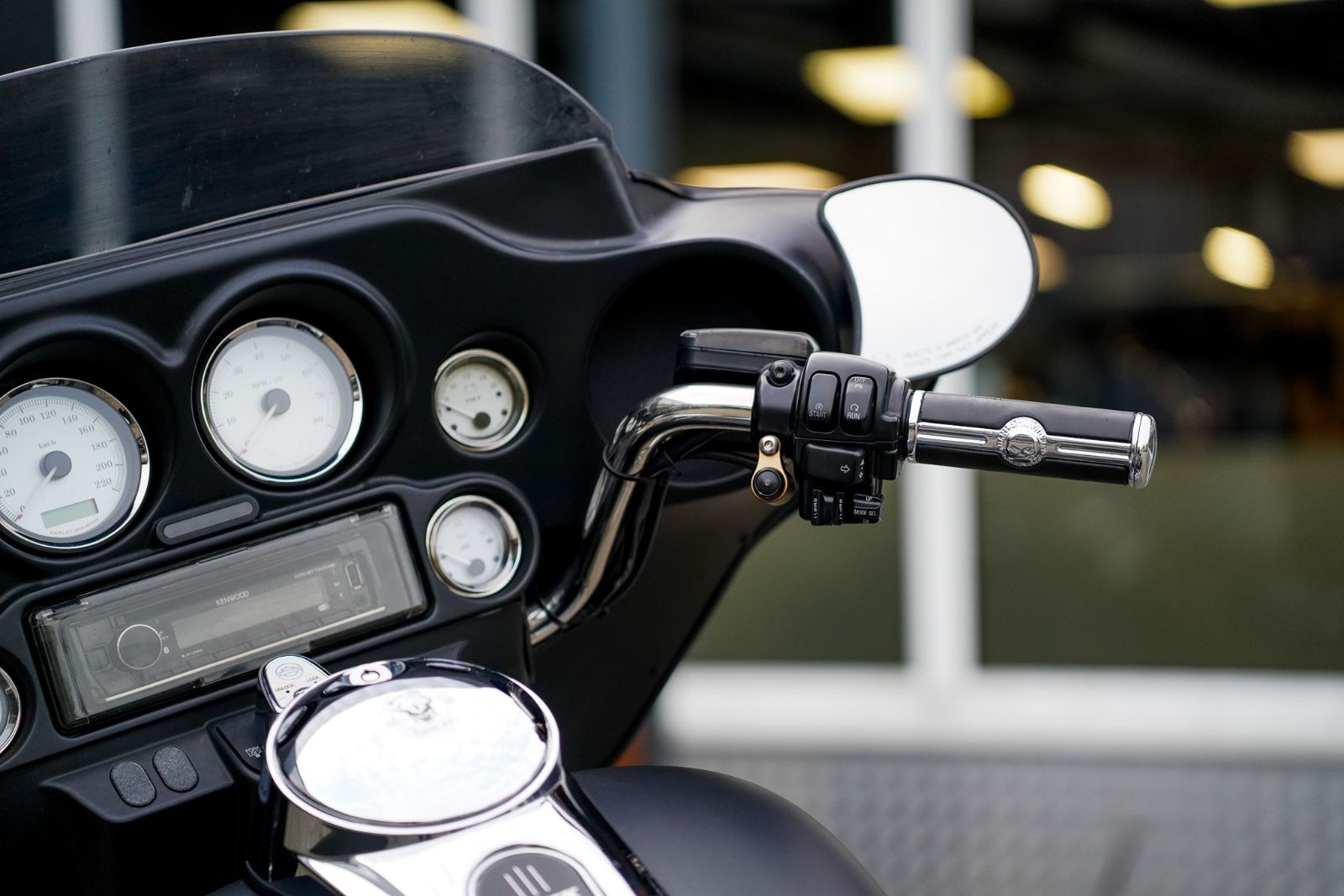 Fahrzeugabbildung Harley-Davidson FLHX Street Glide Ape-Lenker Stretch - KESSTECH