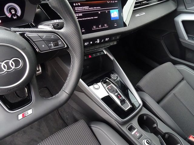 A3 Sportback 35 TFSI S Line / advanced / Matrix