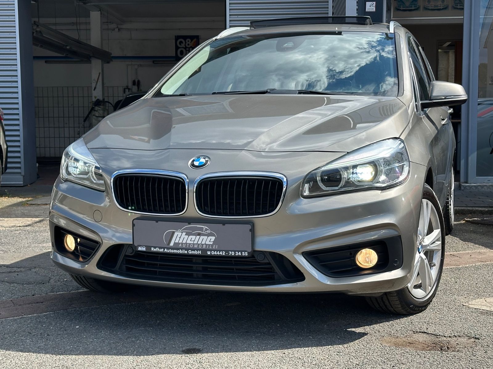 BMW 220 Gran Tourer Advantage*PANO*HUD*LED*SHZ*PDC*