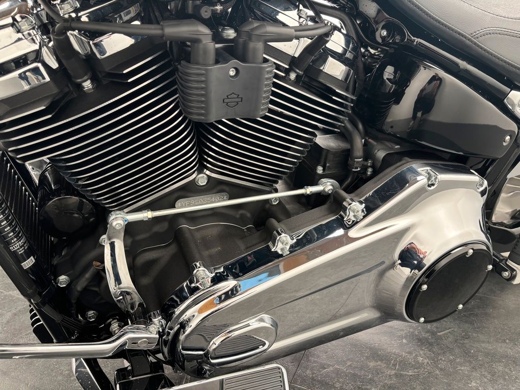 Fahrzeugabbildung Harley-Davidson SOFTAIL FAT BOY 117 *NEUWERTIGER ZUSTAND