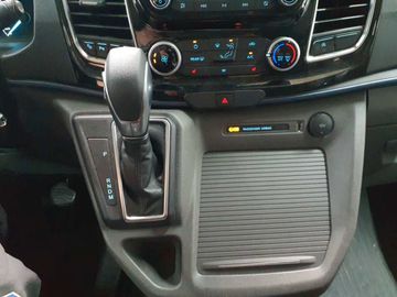 Ford Tourneo Custom - 10