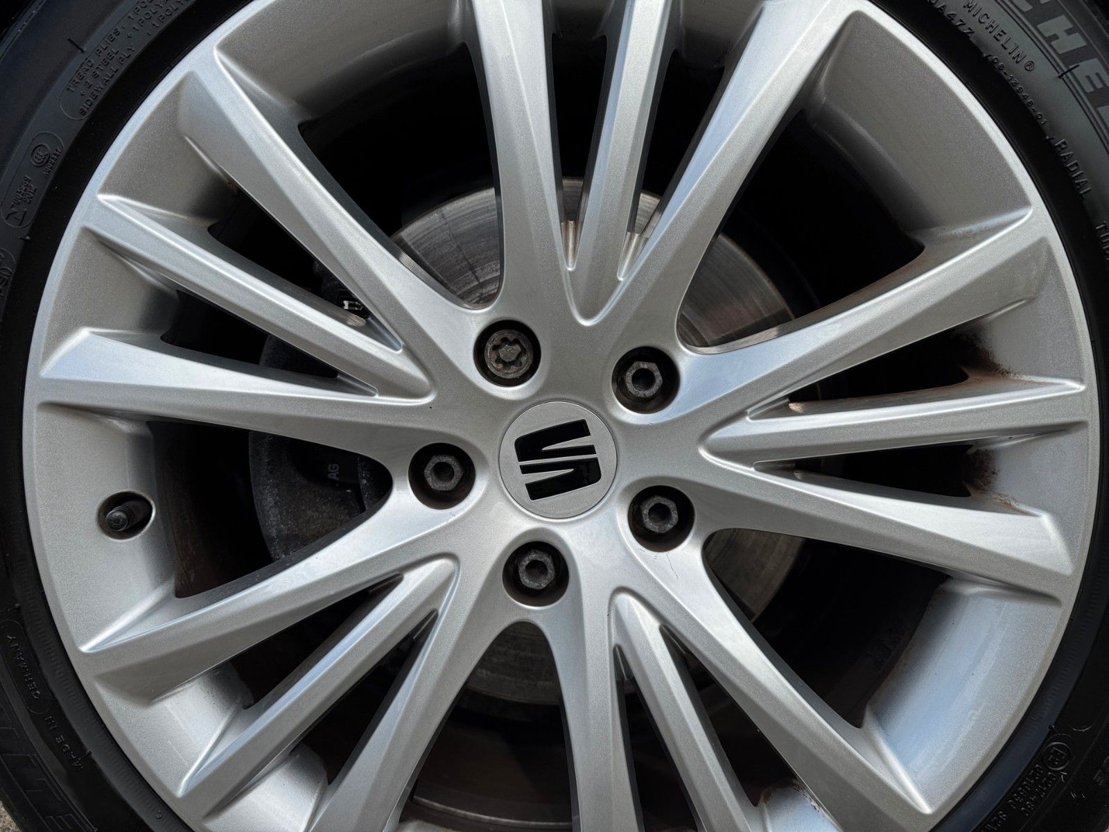 Fahrzeugabbildung SEAT Leon Style 1.0 eTSI