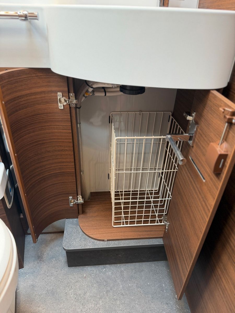 Fahrzeugabbildung Carthago chic c-line I 4.9 LE