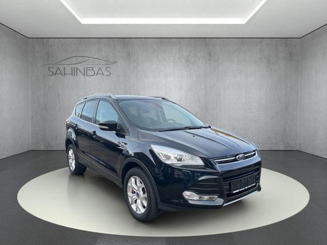 Ford Kuga 2.0 TDCI 4x4 Titanium Klimaau./Bi Xenon/AHK