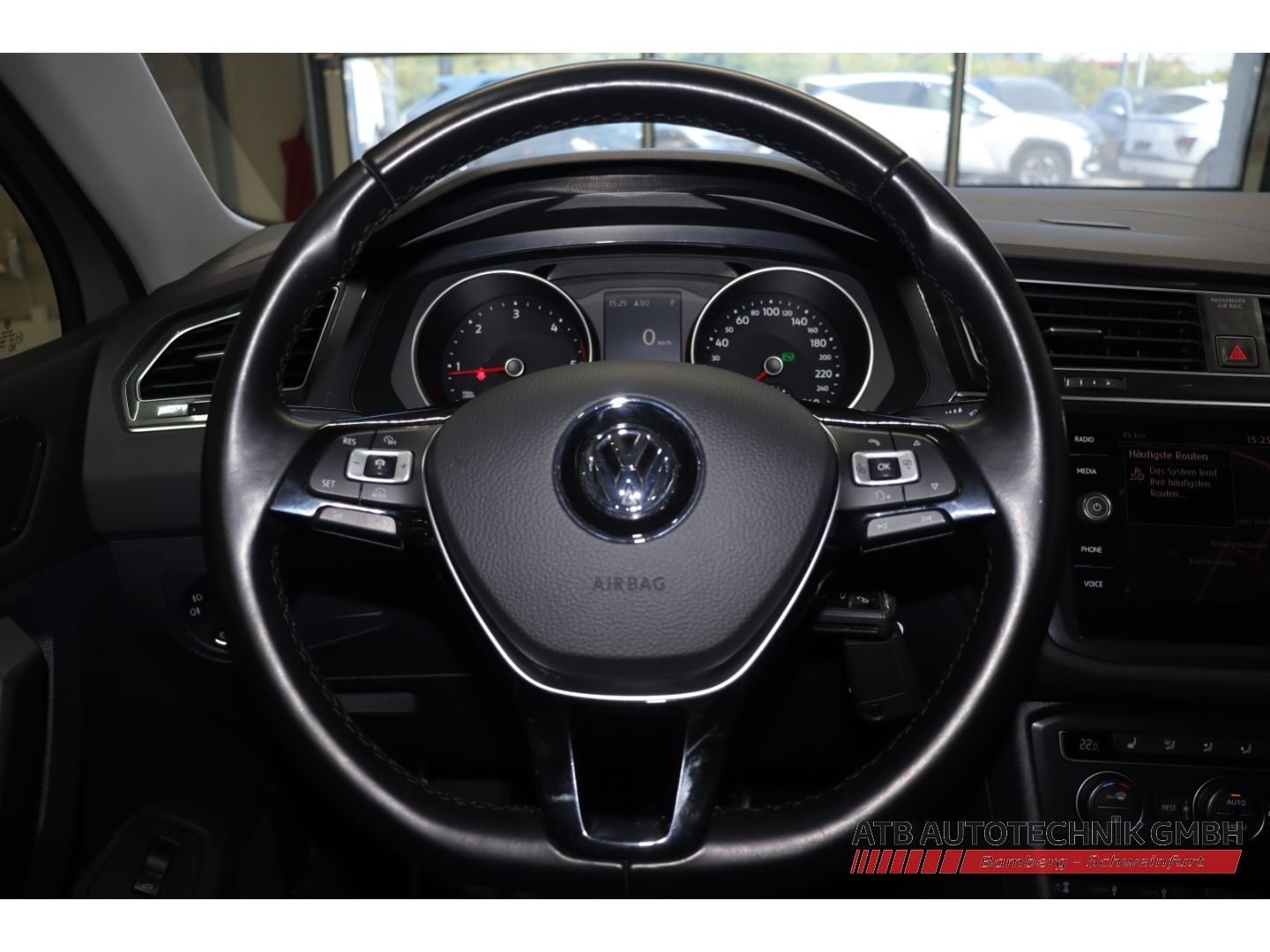Fahrzeugabbildung Volkswagen Tiguan 2.0 TDI SCR Sound BMT Start-Stopp 4Motion