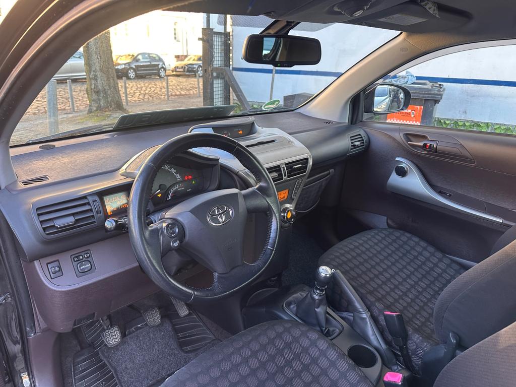 Toyota IQ