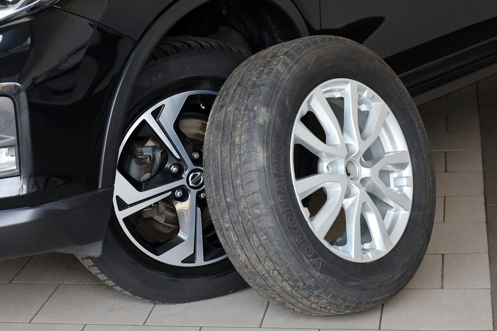 Fahrzeugabbildung Nissan X-Trail Acenta Navi,Panorama,360°Kamera,SH,SR+WR