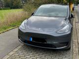 Tesla Model Y Hinterradantrieb RWD / Allwetter / AHK - Tesla Model Y: Grau