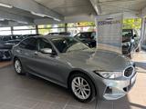 BMW 320 d Lim. x Drive AHK+Driving Assist - BMW 320: 320d X Drive