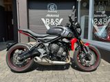 Triumph Trident 660 ABS LED viel Zubehör Inspektion neu - TRIUMPH TRIDENT 660