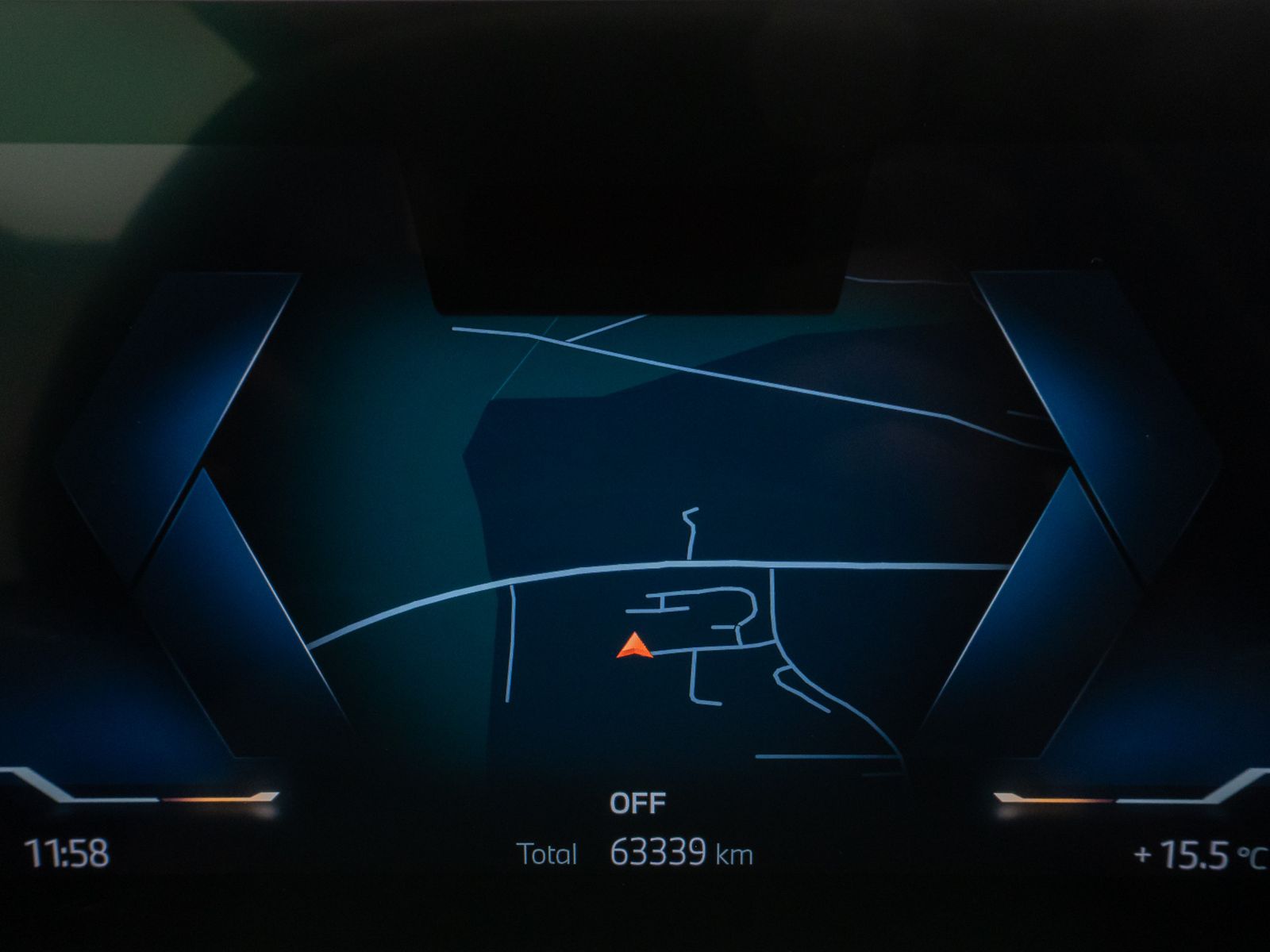 Fahrzeugabbildung BMW iX xD40 Sport Panorama Laser 360°ACC Komfort 22"