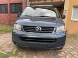 Volkswagen T5 Bus Multivan Startline - Volkswagen T5 Multivan: Startline