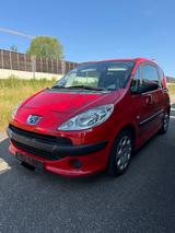 Peugeot 1007 Diesel 1.4 HDi - TÜV / Cityfl... - Peugeot 1007: 1.4