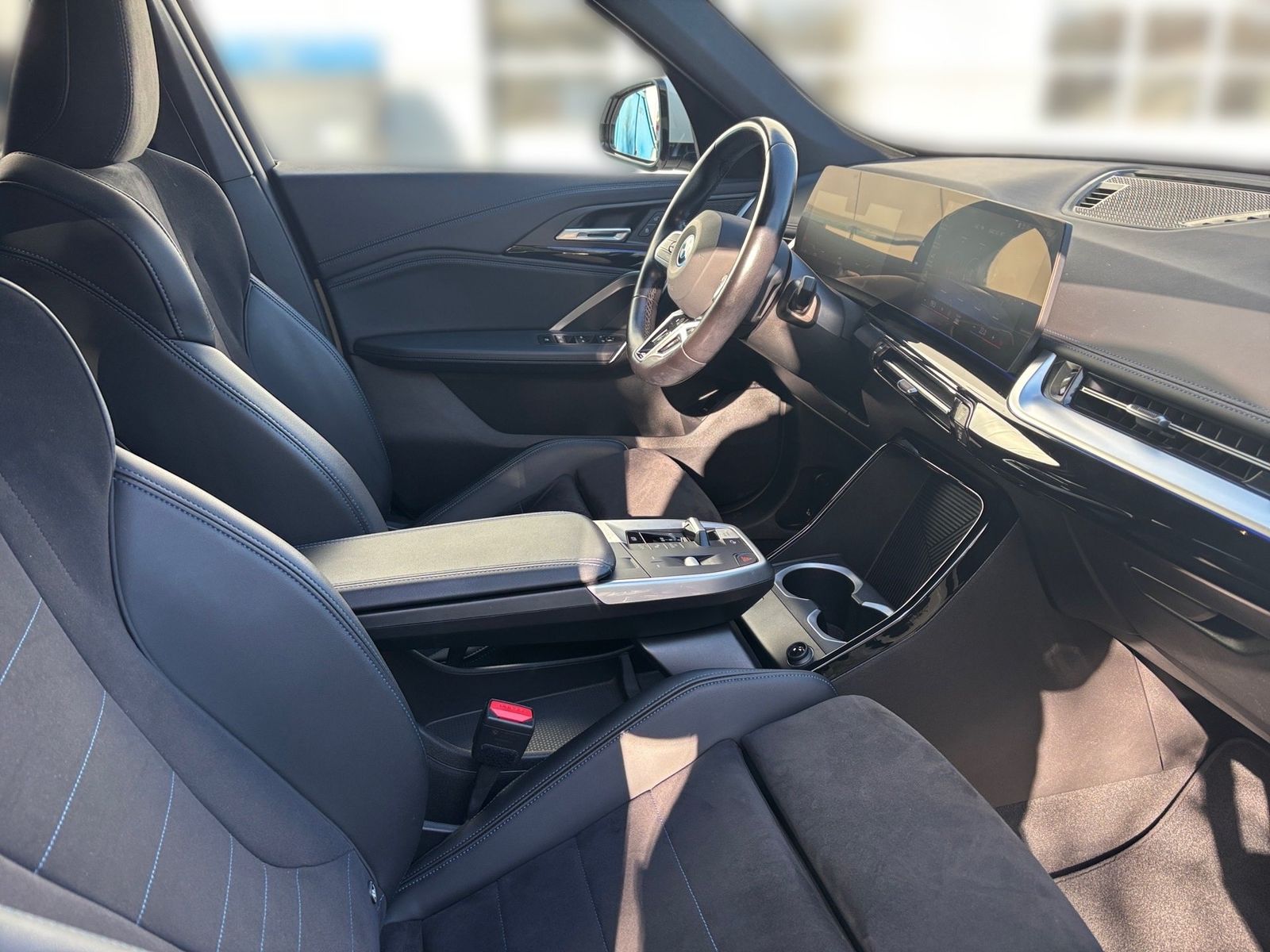 BMW iX1 xDrive30 M Sport Navi LC Plus DAB PA RFK foto 4