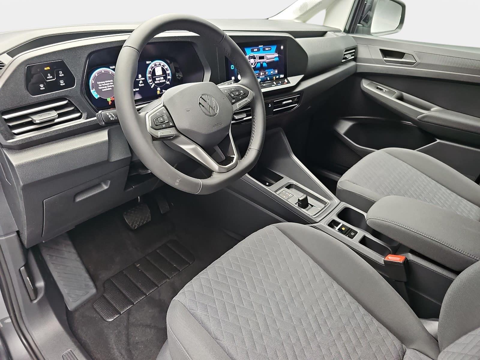 Volkswagen CADDY MAXI 1.5 TSI DSG LIFE APP-CONNECT AHK