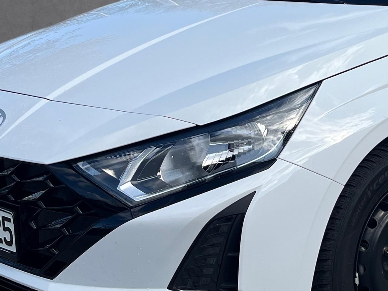 Fahrzeugabbildung Hyundai i20 TREND Fernlichtass. Kam. LM Navi PDC SHZ