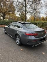 Mercedes-Benz E 400 4MATIC VOLL - Mercedes-Benz E 400: Sportwagen