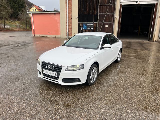 Audi A4 Lim. Attraction 1.8 TFSI 2.Hand Xenon 6-Gang